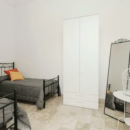 - B Apartament