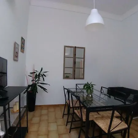 - B Apartament